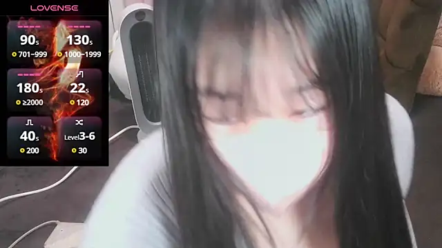 Snapshot of yuinyan3150 chatting on March 1, 10:31 pm yuinyan3150 online show from March 1, 10:31 pm