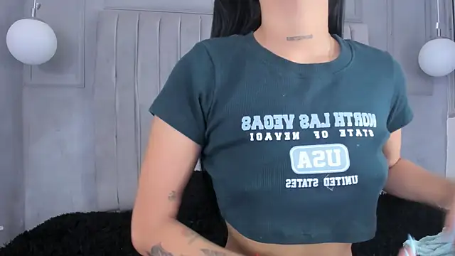 Snapshot of MafeOlimpo chatting on March 11, 1:26 am MafeOlimpo online show from March 11, 1:26 am