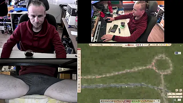 Snapshot of Happy_Michal chatting on April 28, 2:55 pm Happy Michal online show from April 28, 2:55 pm