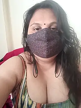 Snapshot of Love-priya chatting on September 9, 8:25 am Love-priya online show from September 9, 8:25 am