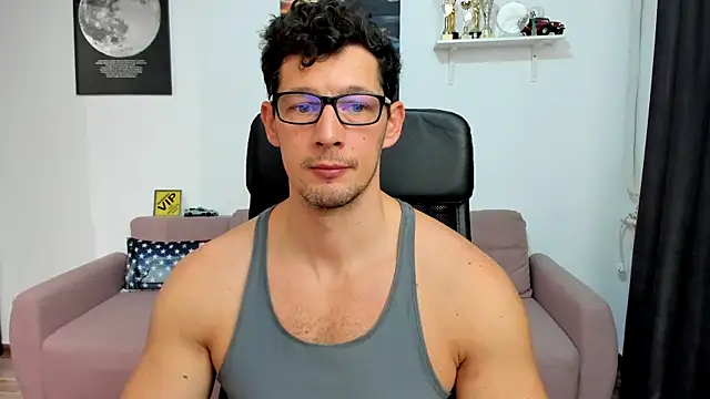 BrutusK08 online show from December 3, 8:23 am