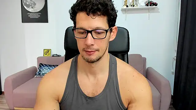 BrutusK08 online show from December 22, 8:44 am