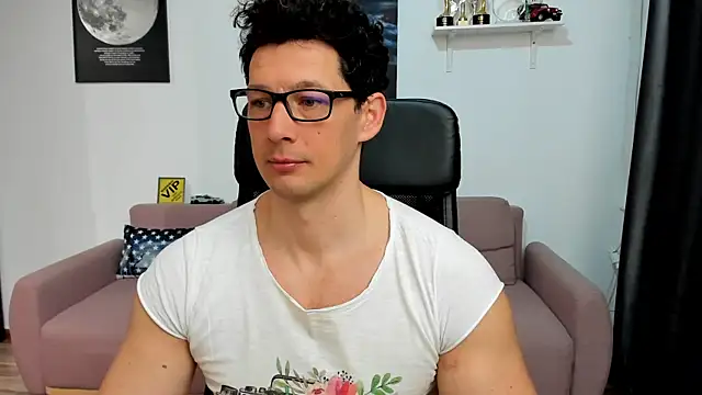 BrutusK08 online show from February 28, 8:48 am