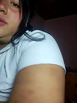 Snapshot of KATYGONZALEZ chatting on June 10, 5:56 pm KATYGONZALEZ online show from June 10, 5:56 pm