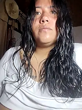 Snapshot of KATYGONZALEZ chatting on June 11, 9:29 am KATYGONZALEZ online show from June 11, 9:29 am
