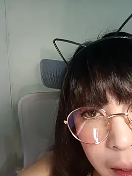 Chall mee online show from October 12, 1:21 pm