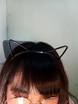 Chall mee online show from November 12, 6:30 pm