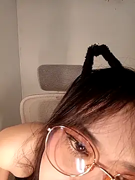 Chall mee online show from April 26, 3:42 pm