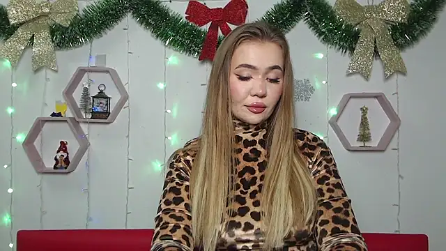 Snapshot of StacyYellig chatting on January 11, 2:09 am StacyYellig online show from January 11, 2:09 am