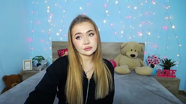 Snapshot of StacyYellig chatting on January 14, 11:05 pm StacyYellig online show from January 14, 11:05 pm