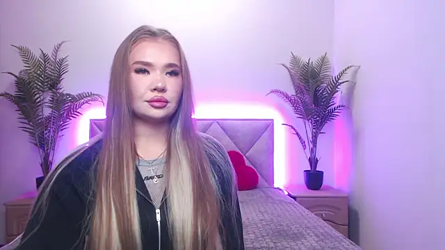 StacyYellig online show from November 7, 8:42 pm