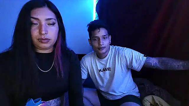 Snapshot of AngelinaPaker chatting on October 29, 7:21 am AngelinaPaker online show from October 29, 7:21 am