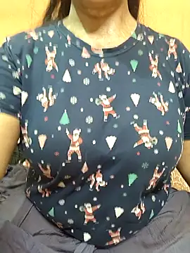 CUTE SOPHIA- online show from June 25, 5:12 am