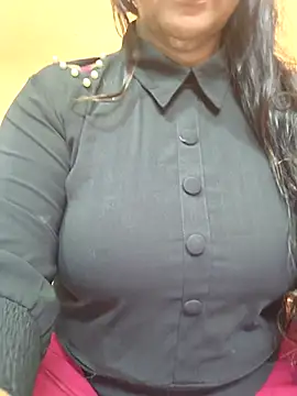 CUTE SOPHIA- online show from July 1, 2:35 am