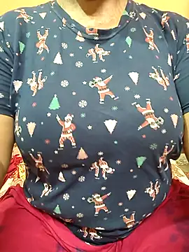 CUTE SOPHIA- online show from July 4, 2:18 am