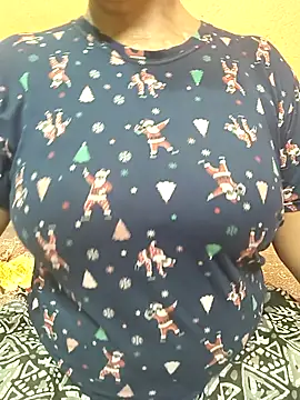 CUTE SOPHIA- online show from July 20, 10:50 am