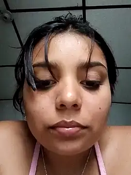 stefanie010 online show from December 8, 4:39 pm