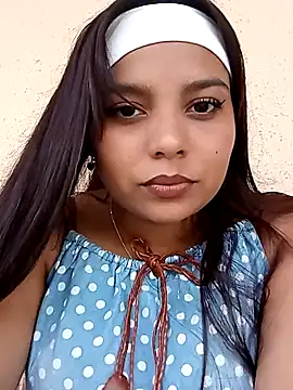 stefanie010 online show from January 8, 9:34 pm