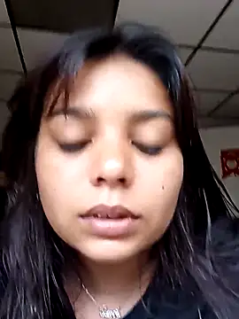 stefanie010 online show from January 20, 8:18 pm