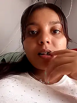 stefanie010 online show from January 22, 2:56 pm