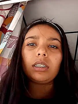 stefanie010 online show from February 16, 6:43 pm