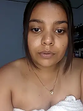 stefanie010 online show from September 8, 7:13 pm