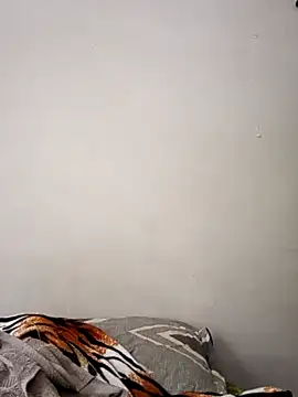 stefanie010 online show from March 1, 8:22 pm