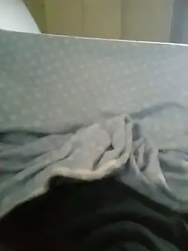 Snapshot of BigY690 chatting on February 6, 4:31 am BigY690 online show from February 6, 4:31 am