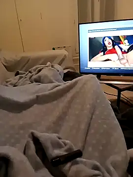 Snapshot of BigY690 chatting on February 6, 11:58 pm BigY690 online show from February 6, 11:58 pm