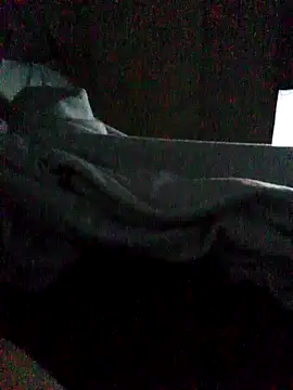 Snapshot of BigY690 chatting on February 7, 5:10 am BigY690 online show from February 7, 5:10 am