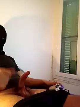 Snapshot of BigY690 chatting on February 17, 10:07 am BigY690 online show from February 17, 10:07 am