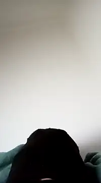 Snapshot of BigY690 chatting on February 21, 5:13 am BigY690 online show from February 21, 5:13 am