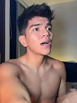 santiago 01 online show from December 14, 11:23 pm