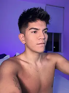 santiago 01 online show from January 17, 11:29 pm