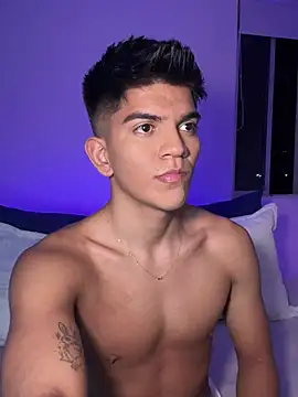 santiago 01 online show from January 22, 3:41 am