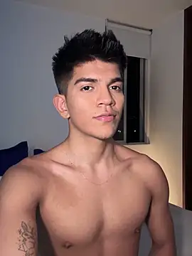 santiago 01 online show from January 29, 3:33 am