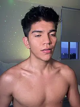 santiago 01 online show from February 9, 11:04 pm