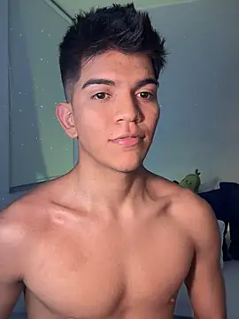 santiago 01 online show from February 13, 1:19 am