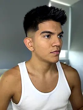 santiago 01 online show from September 21, 7:37 pm