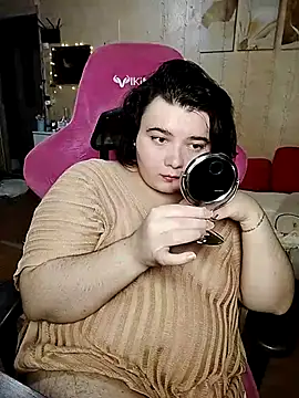 DenisHailey online show from September 13, 1:22 pm