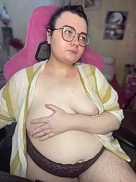 DenisHailey online show from June 19, 6:34 pm