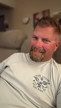 Snapshot of originalhempfarmer chatting on May 29, 2:53 am originalhempfarmer online show from May 29, 2:53 am