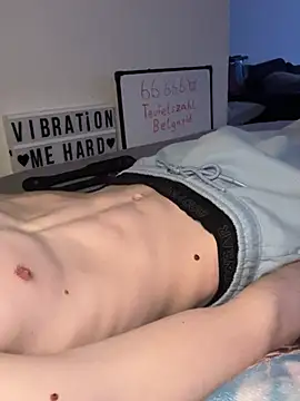 secret dream415 online show from March 13, 8:15 pm