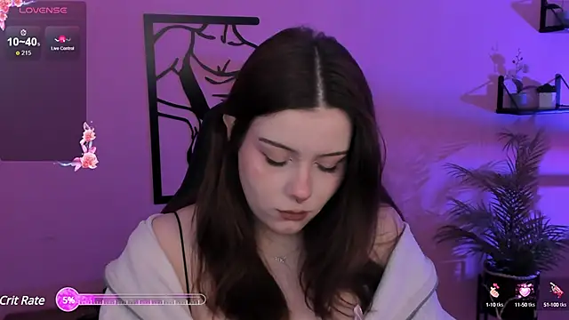 Snapshot of CoralineKeyns chatting on January 30, 5:19 am CoralineKeyns online show from January 30, 5:19 am