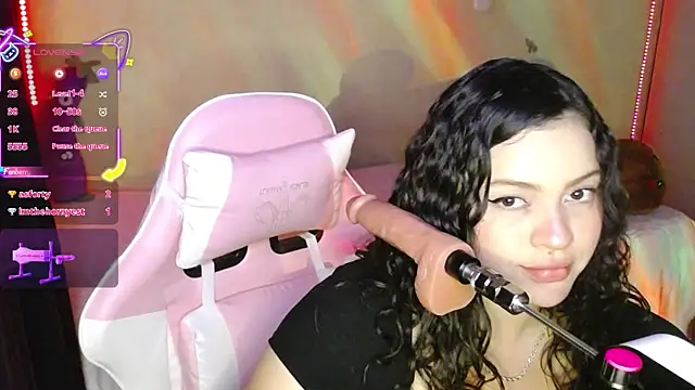 kim saenz20 online show from May 3, 3:45 am