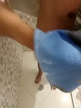 Nicolaskribeiro online show from April 24, 8:50 am