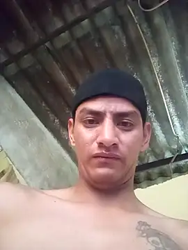 Snapshot of dantero chatting on November 19, 3:23 pm dantero online show from November 19, 3:23 pm