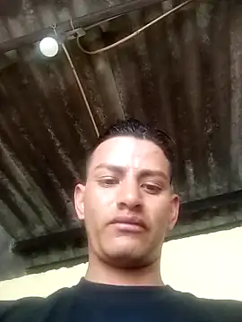 Snapshot of dantero chatting on December 2, 8:26 pm dantero online show from December 2, 8:26 pm