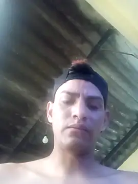 Snapshot of dantero chatting on December 4, 5:32 pm dantero online show from December 4, 5:32 pm