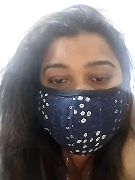 indianlisa5 online show from March 6, 8:27 pm